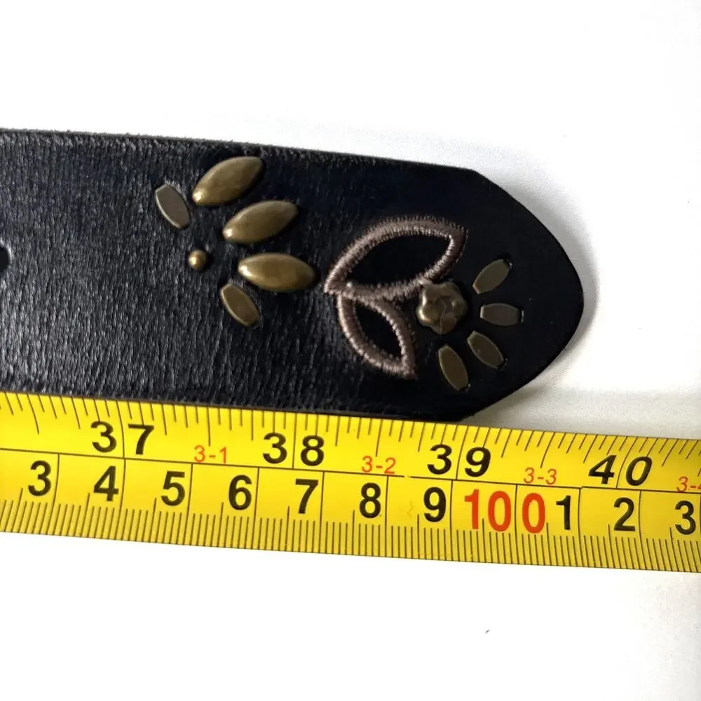 FOSSIL Black Leather Belt Artsy Metal Floral Stud Detail Boho Western Women’s M